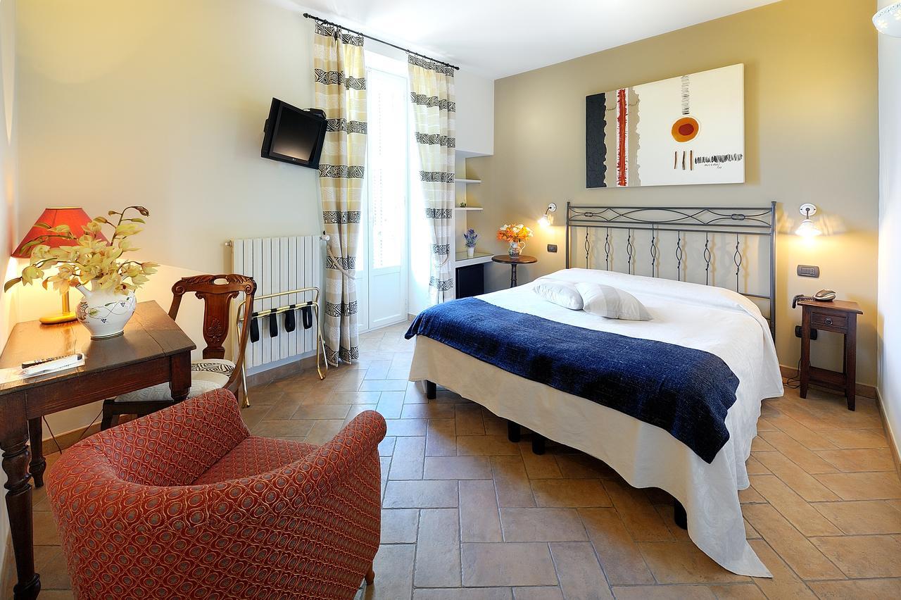 Albergo Giuan Арма-ди-Таджа Экстерьер фото