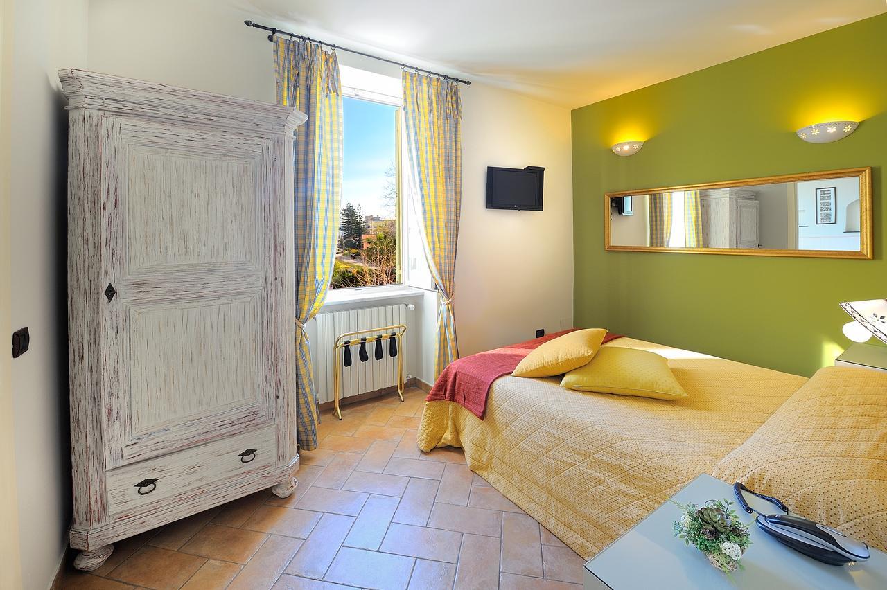 Albergo Giuan Арма-ди-Таджа Экстерьер фото