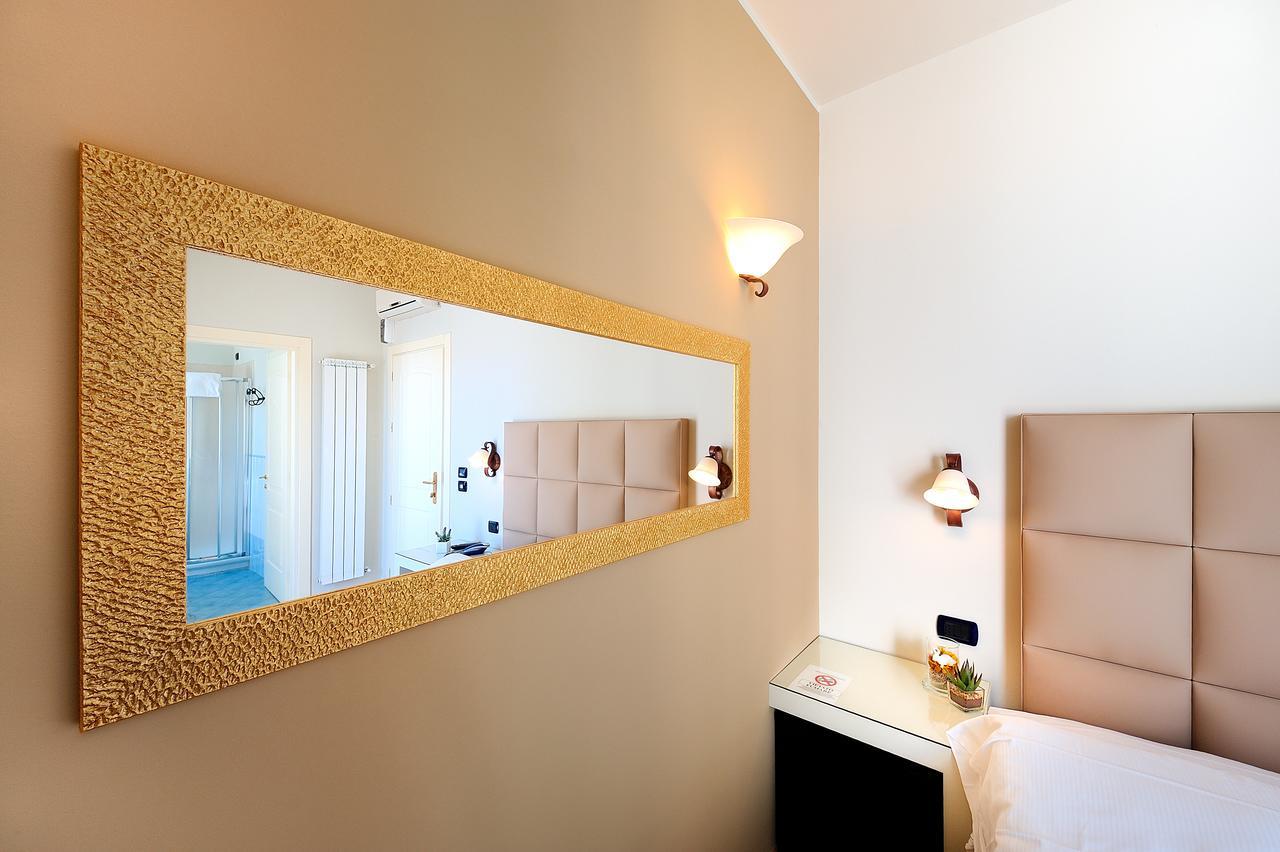 Albergo Giuan Арма-ди-Таджа Экстерьер фото